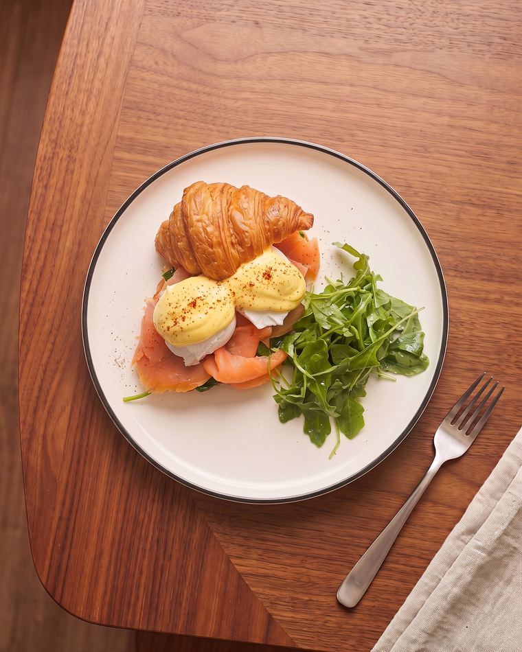 Eggs Florentine at NBHD Supply: poached eggs, smoked salmon and hollandaise on a croissant with arugula